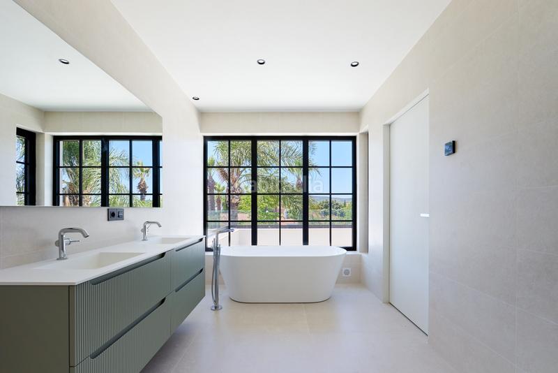 Foto 788adb41-fe94-47e8-944b-dd0ab6837eb4. Casa con parcheggio piscina in Sotogrande costa Sotogrande