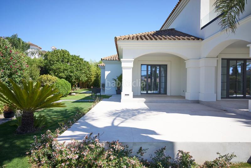 Foto c68a708f-35db-41eb-81cd-4c7e34a87925. Casa con parcheggio piscina in Sotogrande costa Sotogrande
