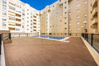 Apartament en San Bernab�. Luminoso piso de 3 dormitorios con vistas panor�micas en san ber