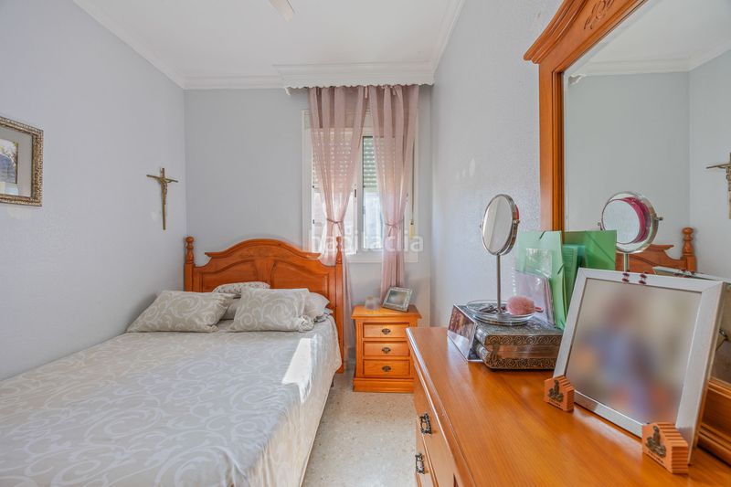 Foto 91965b10-b74f-44d9-99ff-82165d0d4b40. Apartament amb calefacció aparcament piscina a San Bernabé Algeciras