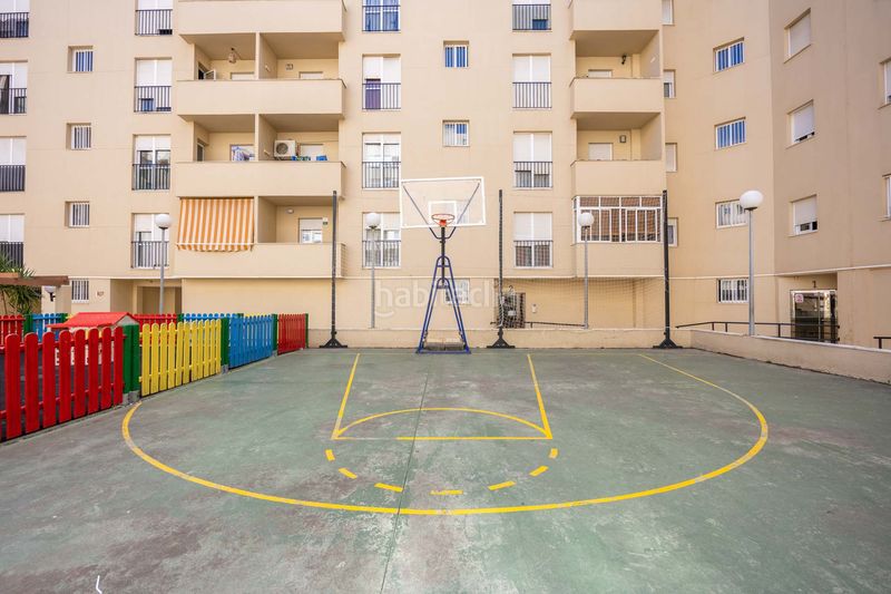 Foto 9b51b80a-9ff1-4315-8560-db1c7fa1a661. Apartament amb calefacció aparcament piscina a San Bernabé Algeciras