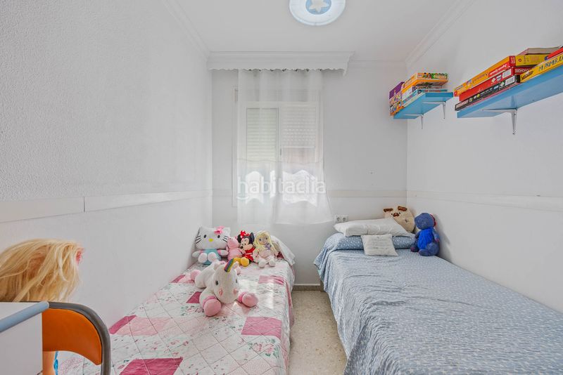 Foto f652be12-d508-4899-9e9a-97ea2484b134. Apartament amb calefacció aparcament piscina a San Bernabé Algeciras