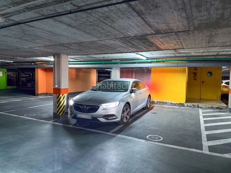 Foto a95e8b1a-fba8-4824-882b-c93fd3c9f23d. Planta baixa amb calefacció aparcament piscina a Sotogrande