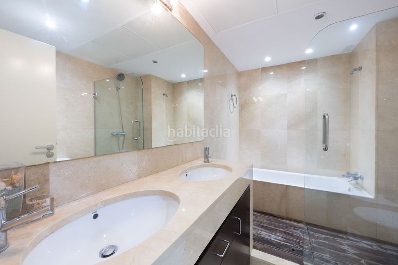 Foto d2496ebc-193a-4c0d-88c8-d1dec4044e18. Planta baixa amb calefacció aparcament piscina a Sotogrande