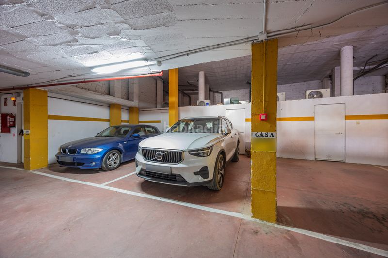 Foto fa499816-b02a-4ec3-b479-d9fd256eb05a. Casa aparellada amb aparcament piscina a La Alcaidesa