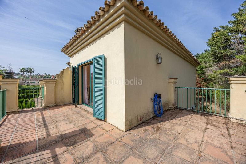 Foto e142b32b-b2ab-4304-a882-1457119bfb4d. Casa aparellada amb aparcament piscina a Sotogrande costa Sotogrande