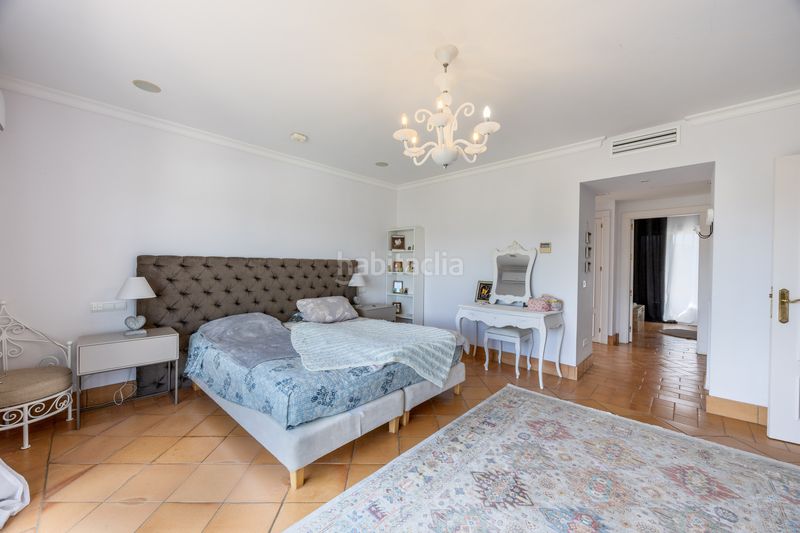 Foto bcb51b6c-fac1-49e8-916e-8c1fc437423f. Casa amb aparcament piscina a Sotogrande alto Sotogrande