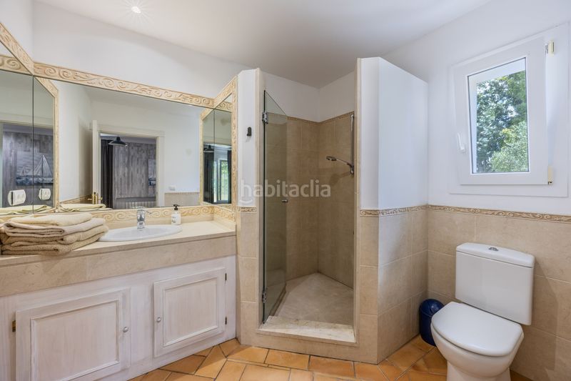 Foto e4d7bad4-1753-4a1a-be62-20dfc4aa3dca. Casa amb aparcament piscina a Sotogrande alto Sotogrande