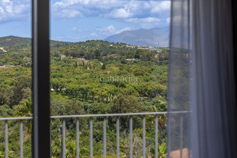 Foto fe6db2ec-6710-4ba8-b343-2cb79a03a9f7. Casa amb aparcament piscina a Sotogrande alto Sotogrande