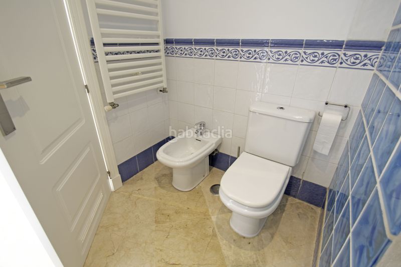 Foto cb714f3d-0c33-43f1-aac9-f6e5fc35fc22. Apartament amb calefacció aparcament piscina a La Alcaidesa