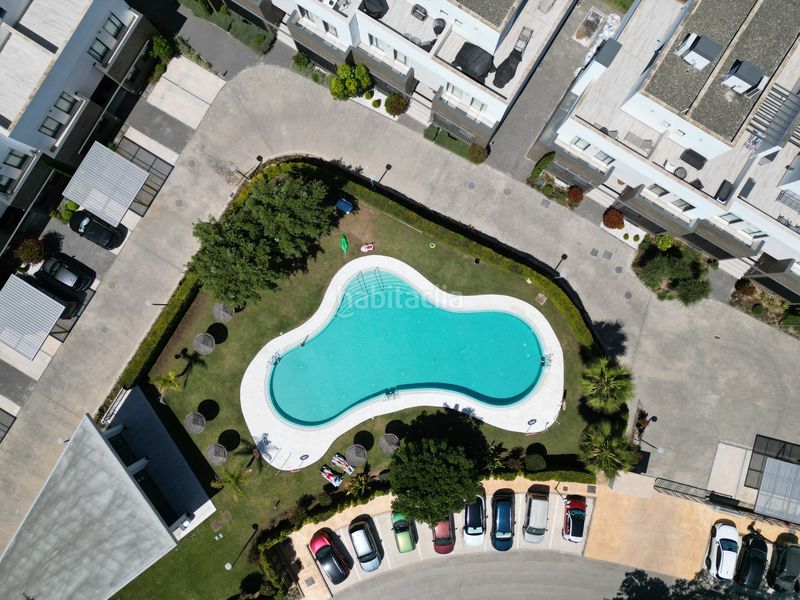 Foto 6abf2a17-f4d7-4232-b766-bf4aa888ece0. Casa adossada amb calefacció aparcament piscina a Sotogrande
