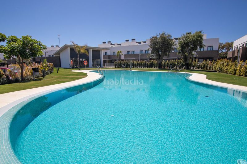Foto c7668268-66af-4862-8986-9f890caa4c4a. Casa adossada amb calefacció aparcament piscina a Sotogrande
