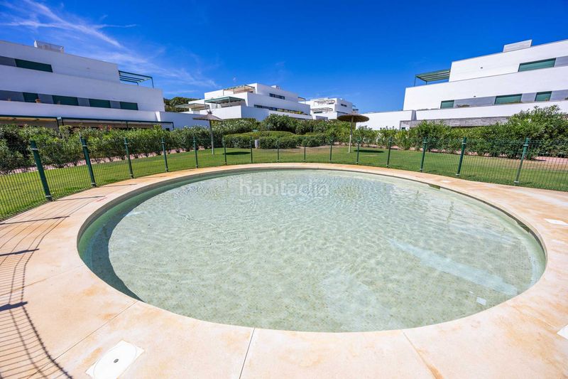 Foto 4082d0cc-ff41-4b40-9c4a-2b46f7c96f3a. Planta baixa amb calefacció aparcament piscina a Sotogrande