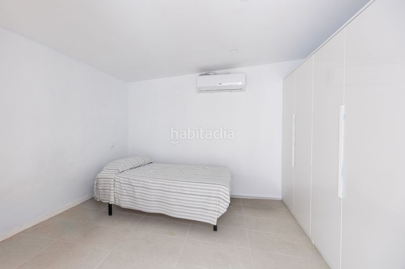 Foto 4ce9a600-eaa8-49d9-9023-cc0c8a154008. Casa aparellada amb piscina a Sotogrande costa Sotogrande