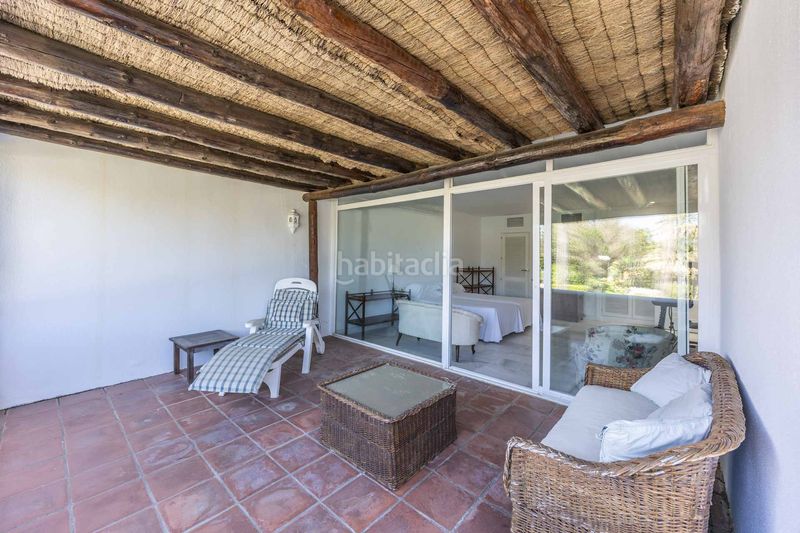 Foto 9ebe46dc-846b-4d03-bf8b-03fb9ae595c4. Casa aparellada amb piscina a Sotogrande costa Sotogrande