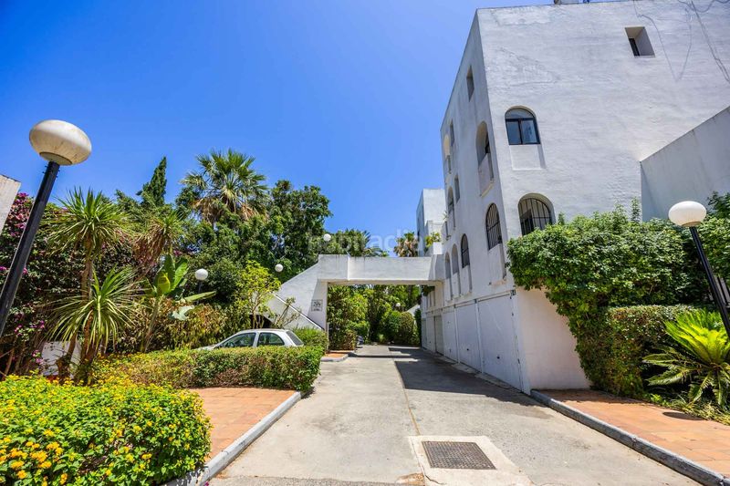 Foto 10fa9745-a50a-44e5-900c-2f8d319f2a55. Planta baixa amb aparcament piscina a Sotogrande costa Sotogrande