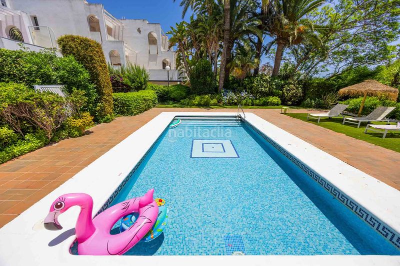 Foto 389c148f-d959-463a-b3ba-c6618aca8060. Planta baixa amb aparcament piscina a Sotogrande costa Sotogrande