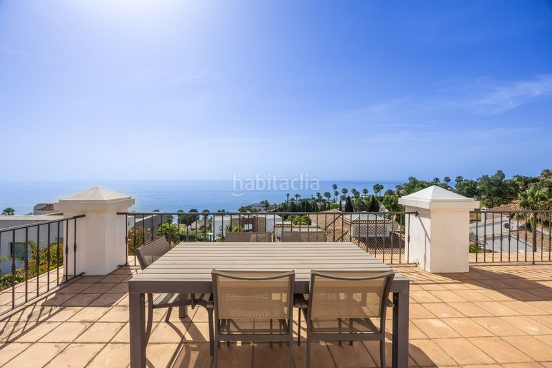Foto b4bcccd5-4b72-4d19-91d9-0c46d04eb8e5. Casa amb aparcament piscina a Chullera Manilva