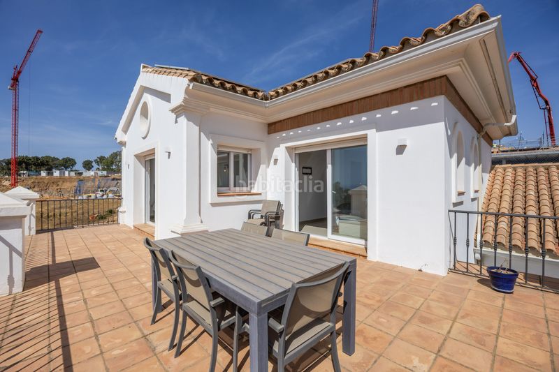 Foto c103724f-3e35-4ae9-9ce8-d657fab1230e. Casa amb aparcament piscina a Chullera Manilva