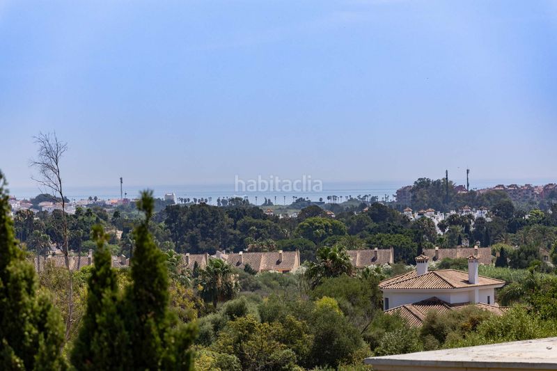 Foto 0bad9487-91fa-4b92-a750-980c0c629355. Casa amb aparcament piscina a Sotogrande costa Sotogrande