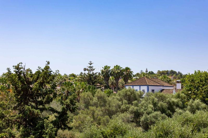 Foto a34a2857-a853-437b-a3da-204f18b8c9ef. Casa amb aparcament piscina a Sotogrande costa Sotogrande