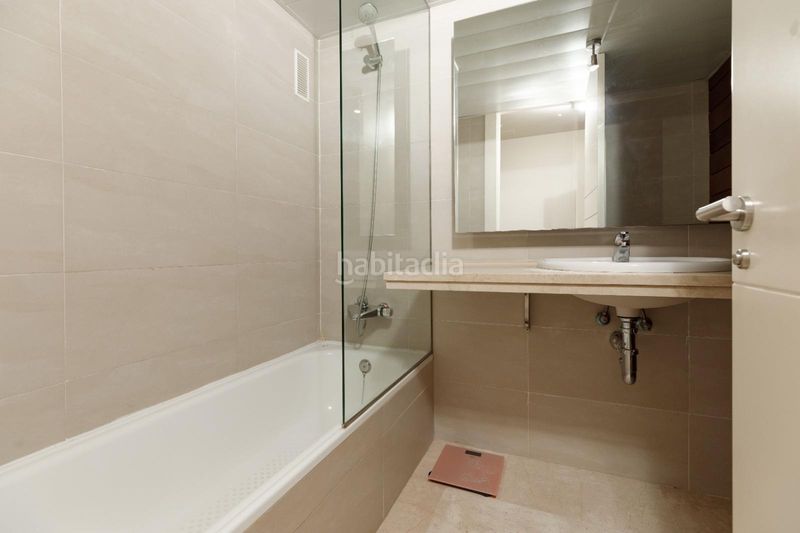 Foto 6b06c58d-3e66-4906-91d7-e91523476a2e. Àtic amb calefacció aparcament piscina a Chullera Manilva