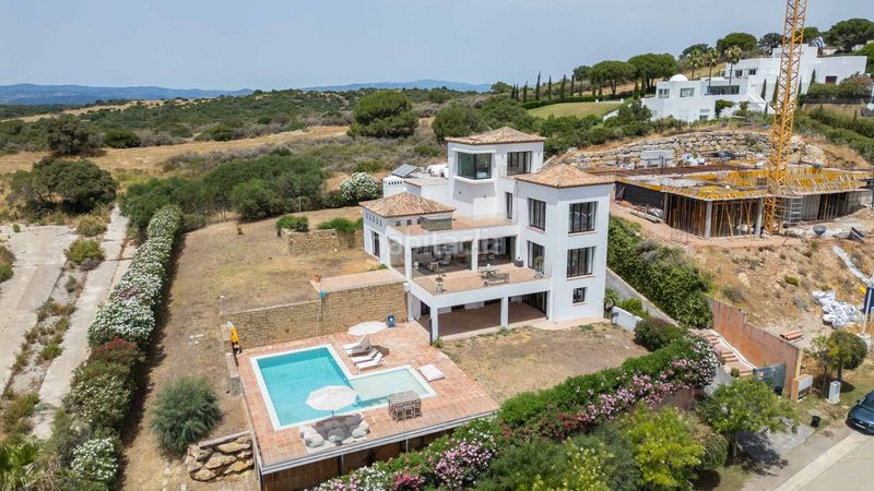 Foto 463547a1-412b-464c-ba4e-f6f7a111bee1. Casa amb calefacció aparcament piscina a Sotogrande alto Sotogrande