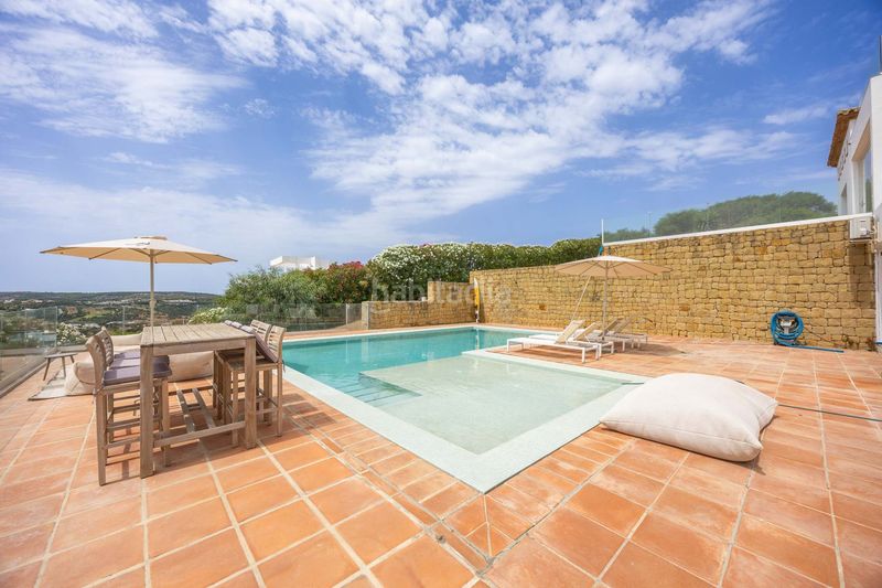 Foto da7fd956-6854-4414-a53d-0c7cde9573a0. Casa amb calefacció aparcament piscina a Sotogrande alto Sotogrande