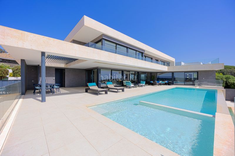 Foto 29317daa-1101-4309-a38e-272774e564ad. Casa amb calefacció aparcament piscina a Sotogrande alto Sotogrande