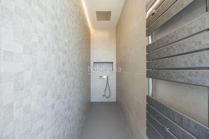 Foto 7cc80222-dd38-47b9-ad3d-bb7fc74fe237. Casa amb calefacció aparcament piscina a Sotogrande alto Sotogrande