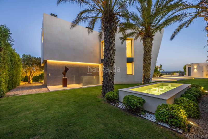 Foto fa733222-012d-4e00-9119-24f88b83f16a. Casa amb calefacció aparcament piscina a Sotogrande alto Sotogrande