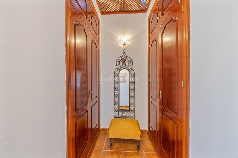 Foto a44aa24f-1a5d-4562-b55e-1d10c0383ed3. Casa adossada amb calefacció aparcament piscina a La Alcaidesa