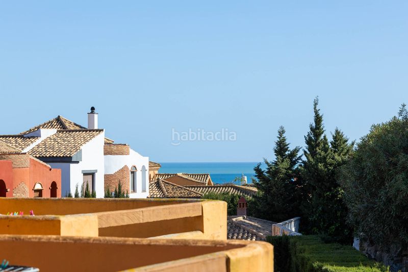 Foto dee263da-e877-4940-90c3-066b46fe6f61. Casa adossada amb calefacció aparcament piscina a La Alcaidesa