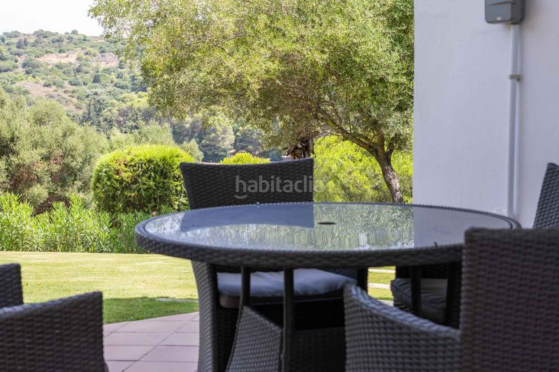 Foto 5317fa5f-8a20-4f48-a914-4565e86fac17. Casa amb calefacció aparcament piscina a Sotogrande alto Sotogrande