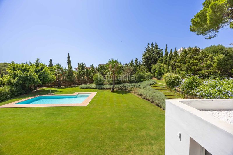 Foto 6dc71f44-a287-4161-837c-7a0eaf00f67b. Casa amb calefacció aparcament piscina a Sotogrande alto Sotogrande