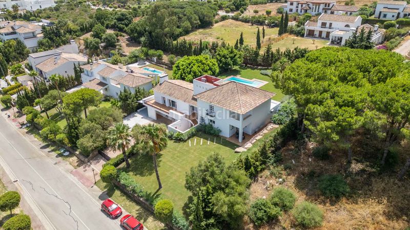 Foto 7d281b3e-37b0-42be-905c-c4ff6fd43b9d. Casa amb calefacció aparcament piscina a Sotogrande alto Sotogrande