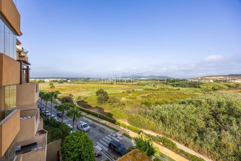 Foto 8ba65c7e-4b92-4651-ab20-90a5fb0c7949. Apartament amb calefacció piscina a puerto de Sotogrande-la marina Sotogrande