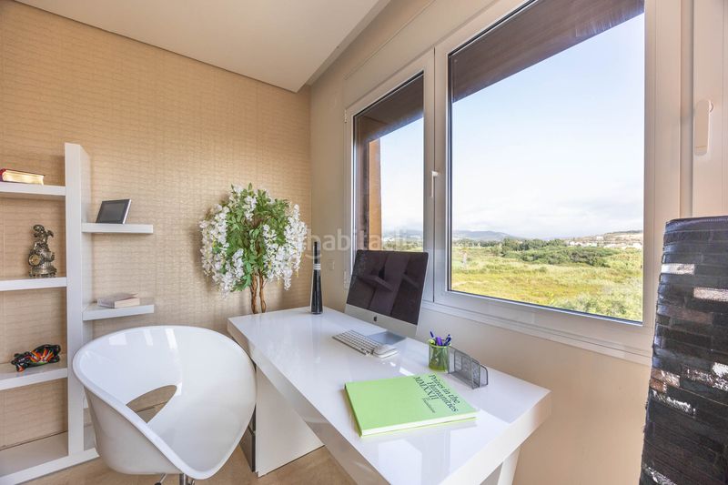 Foto b0848d9c-fa2b-4669-8e20-935d5983347a. Apartament amb calefacció piscina a puerto de Sotogrande-la marina Sotogrande