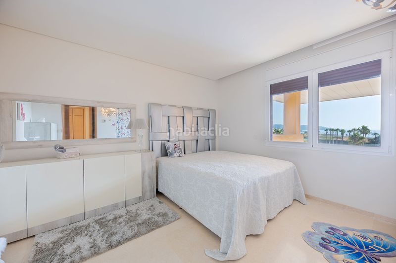 Foto e2fe15f2-6532-45ac-b362-8ba2e8475780. Apartament amb calefacció piscina a puerto de Sotogrande-la marina Sotogrande