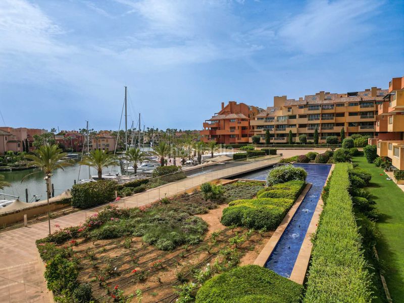 Foto f304473a-c92e-48bf-9d49-24313666ae07. Apartament amb calefacció piscina a puerto de Sotogrande-la marina Sotogrande