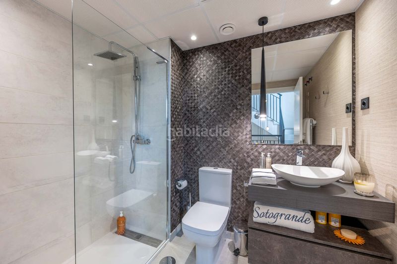 Foto 0ea35905-3998-44ac-bb19-0de8056a8bcd. Casa adossada amb calefacció aparcament piscina a Manilva