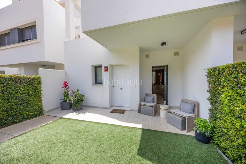 Foto bf2a7976-facd-4586-aaf2-f9f524c0e3ad. Casa adossada amb calefacció aparcament piscina a Manilva