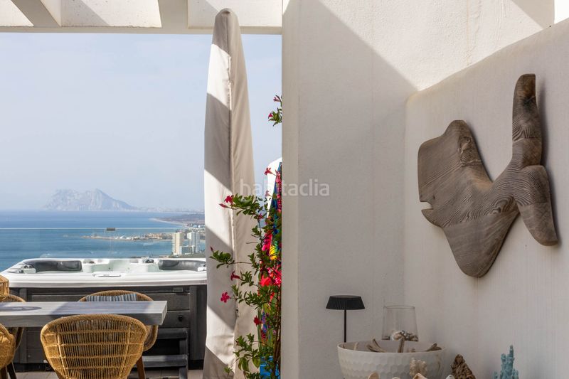 Foto d99eb9b4-d104-4133-87da-800117678ccb. Casa adossada amb calefacció aparcament piscina a Manilva