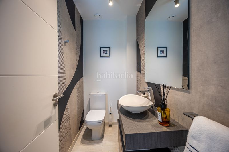 Foto f340ba8e-bf1c-422e-9ed9-7525f556bb9e. Casa adossada amb calefacció aparcament piscina a Manilva