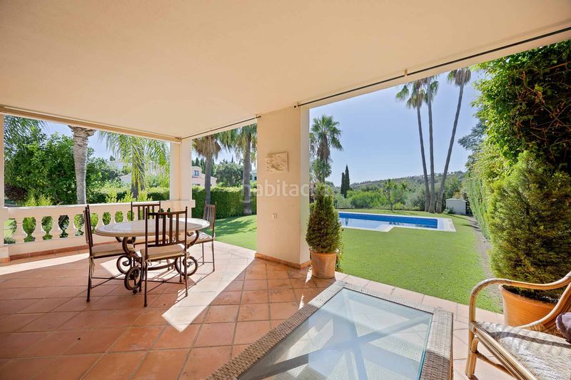 Foto 303290cf-8400-463a-ae35-83ff596cd76b. Casa aparellada amb calefacció aparcament piscina a Sotogrande