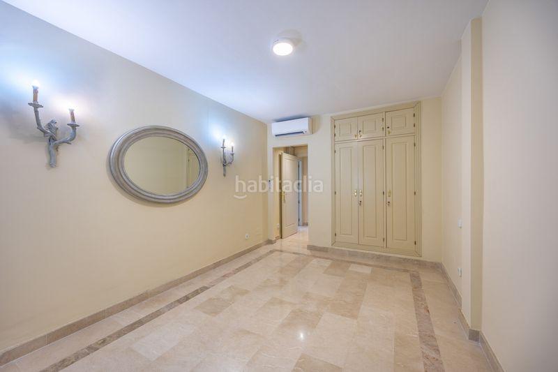 Foto 4a70488d-57eb-4540-bb9c-522ac1af12a8. Casa aparellada amb calefacció aparcament piscina a Sotogrande