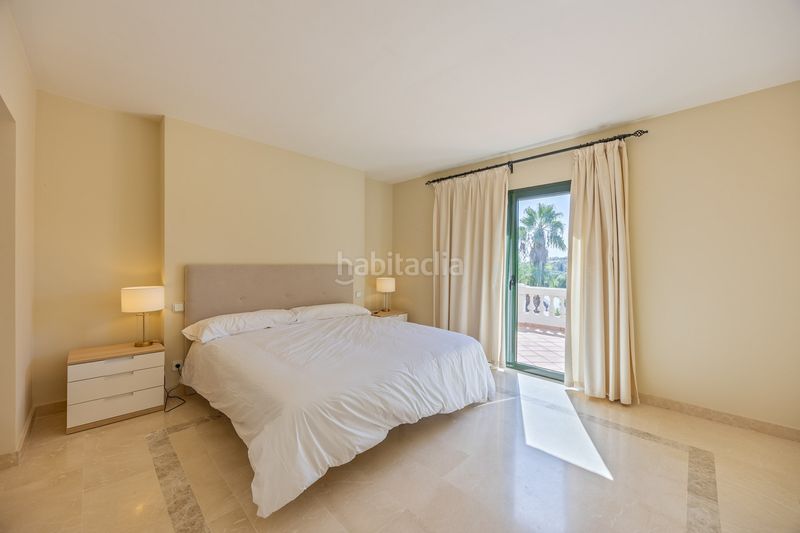 Foto b2f2db4f-7cff-43ee-afc8-eba3a15901d4. Casa aparellada amb calefacció aparcament piscina a Sotogrande