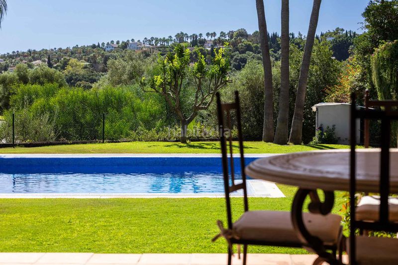 Foto c9433bf7-458c-4532-afc7-301f980ff8fd. Casa aparellada amb calefacció aparcament piscina a Sotogrande