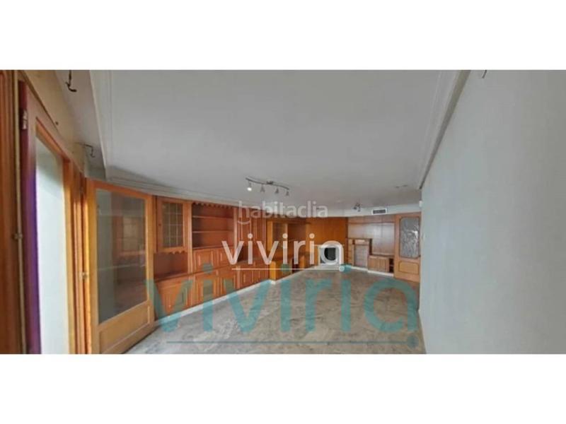 Foto 327246ed-ea0e-4f0f-9ed4-779a0f2aee29. Pis a carrer sant pere 43 a Campello Playa Campello (el)