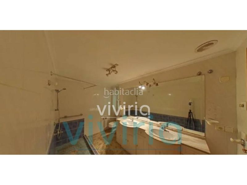 Foto d5441400-ef51-4b18-8fd2-2a4d5c1195b2. Pis a carrer sant pere 43 a Campello Playa Campello (el)